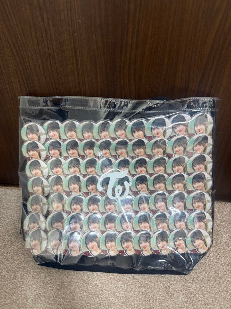 TWICE モモ 痛バッグ