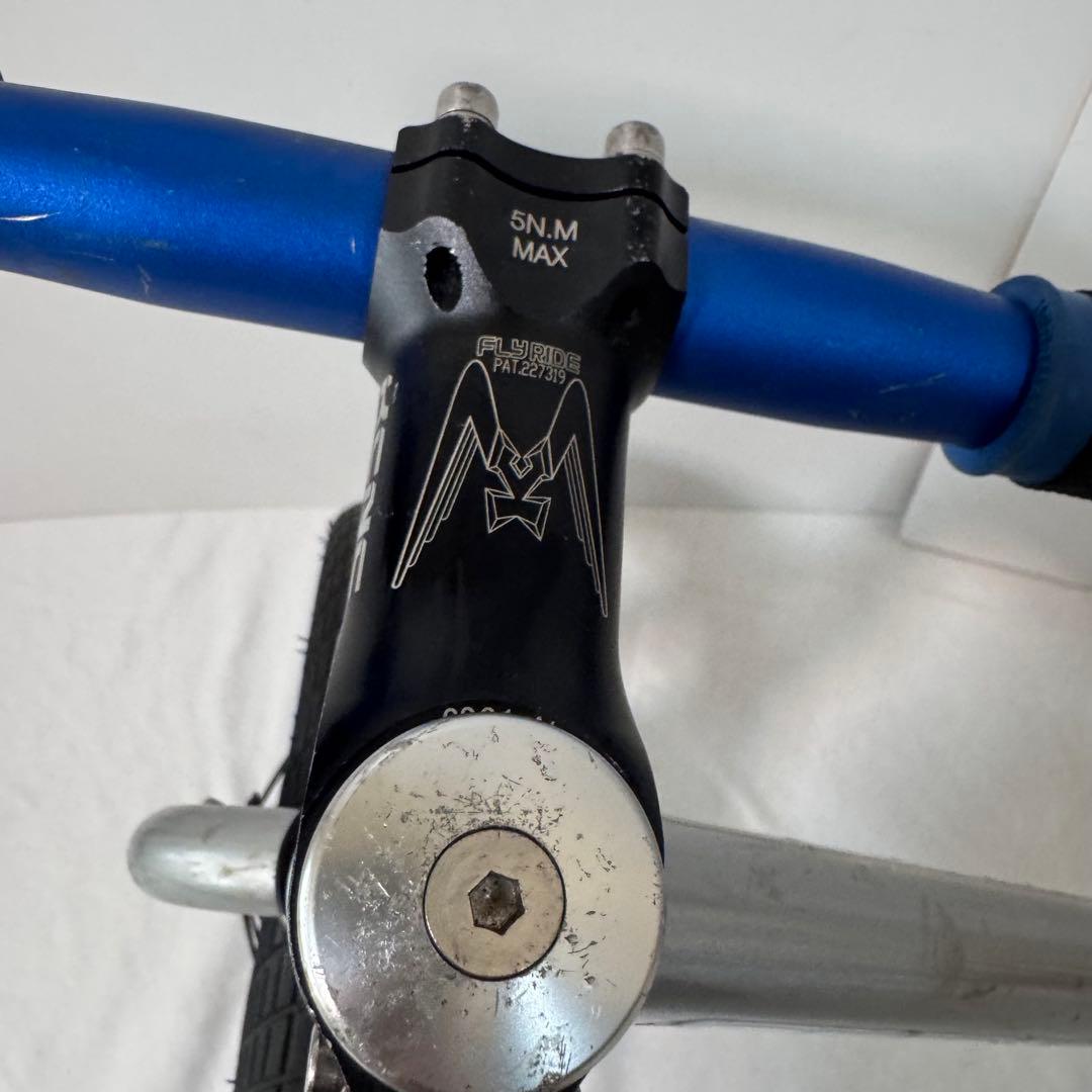 ストライダープロ　シルバー　カスタム　ランバイク　ゴムタイヤ付