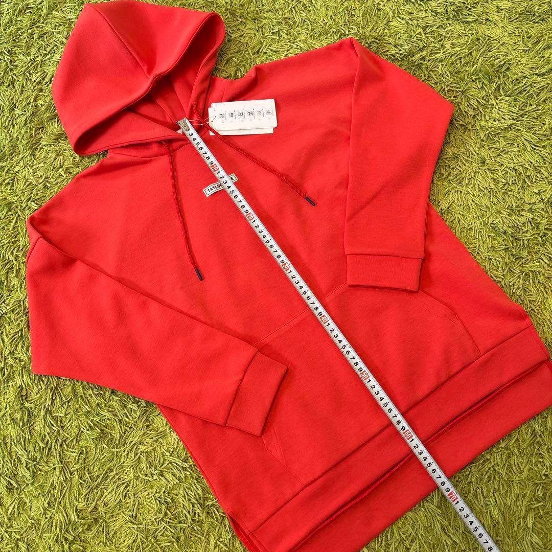 【TaylorMade】新品✨L フード付きロゴトレーナー　スリット付き　秋冬