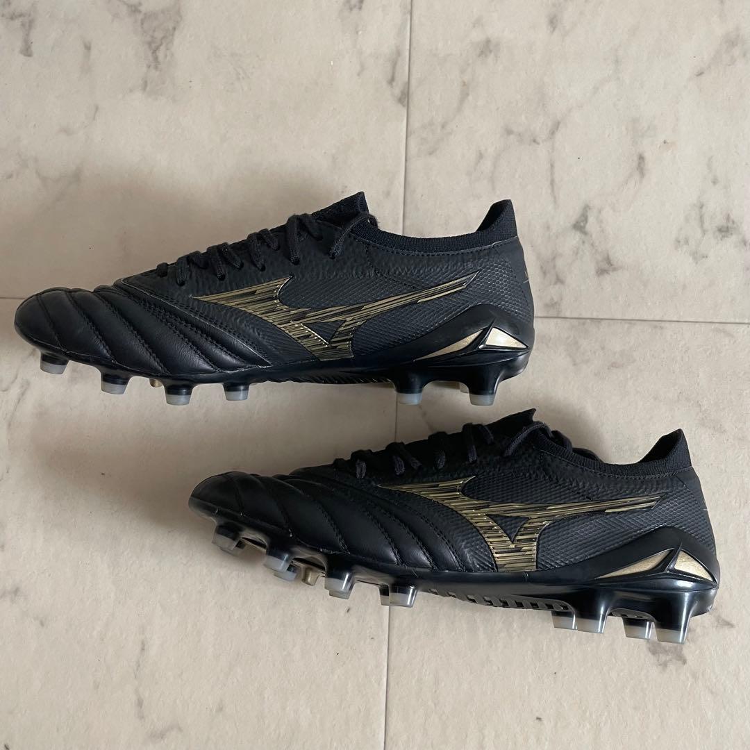 Mizuno モレリア NEO 4 β JAPAN ブラック×ゴールド　26.0
