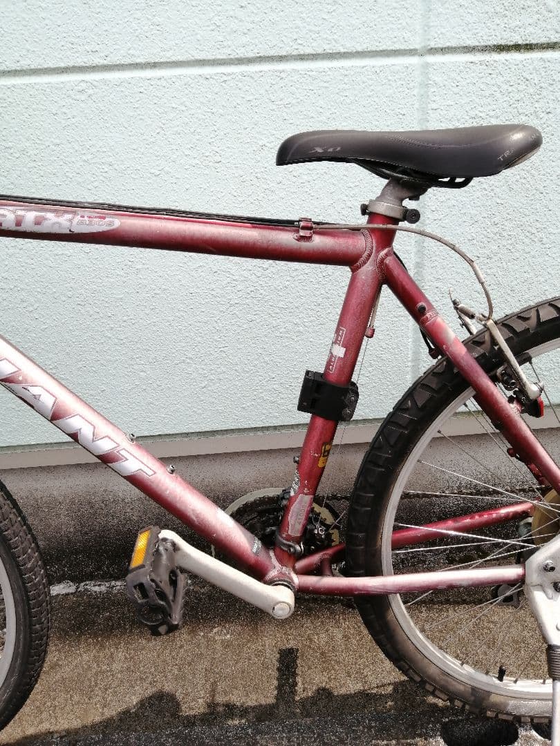 ＧＩＡＮＴ☆ＡＴＸ８３０５☆６０６１アルミフレームフロントサス◎マウンテンバイク