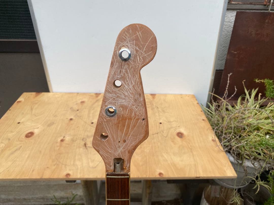 guya tone 型番不明　エレキベース　ビザールベース