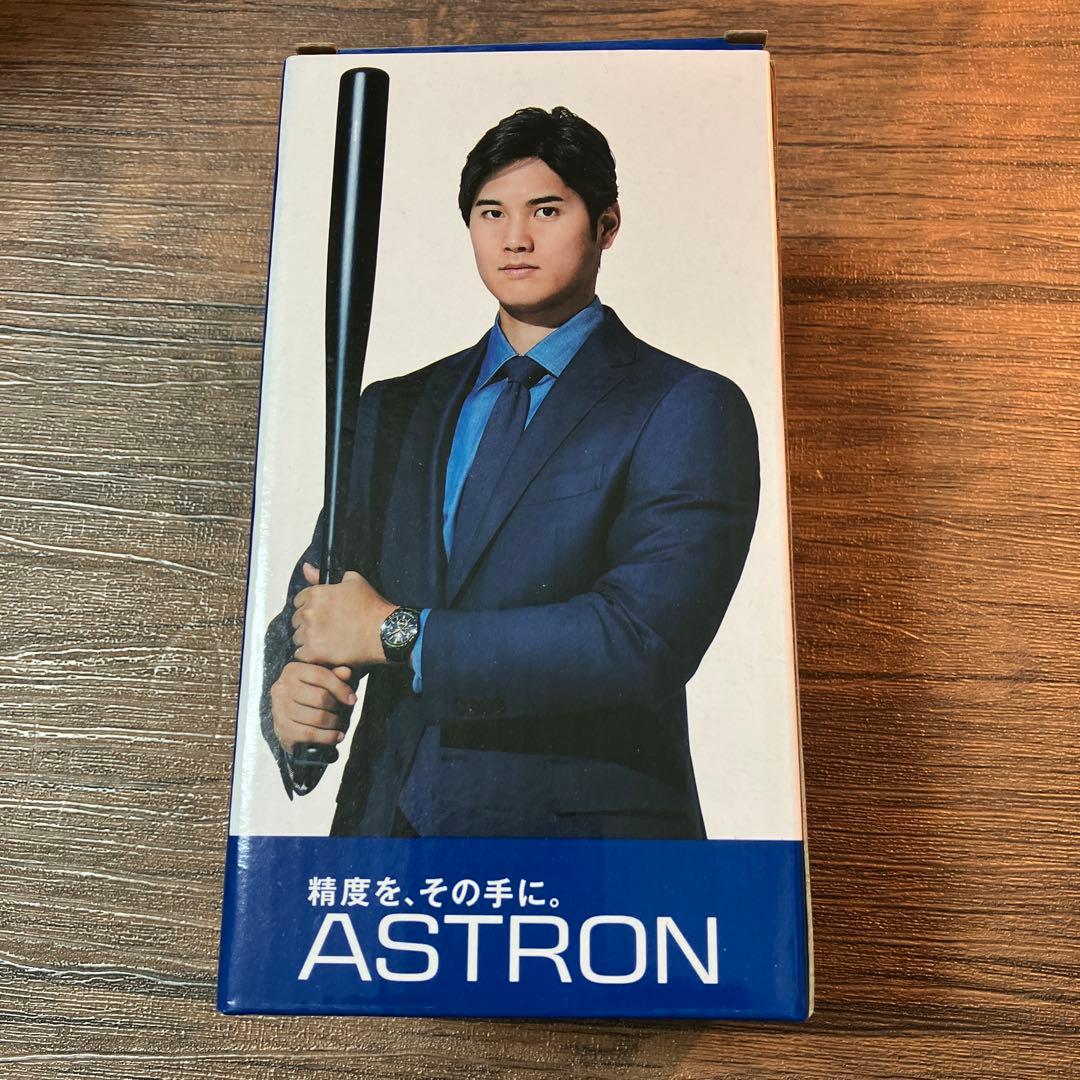 大谷翔平選手　ボブルヘッド　スーツ&バットバージョン