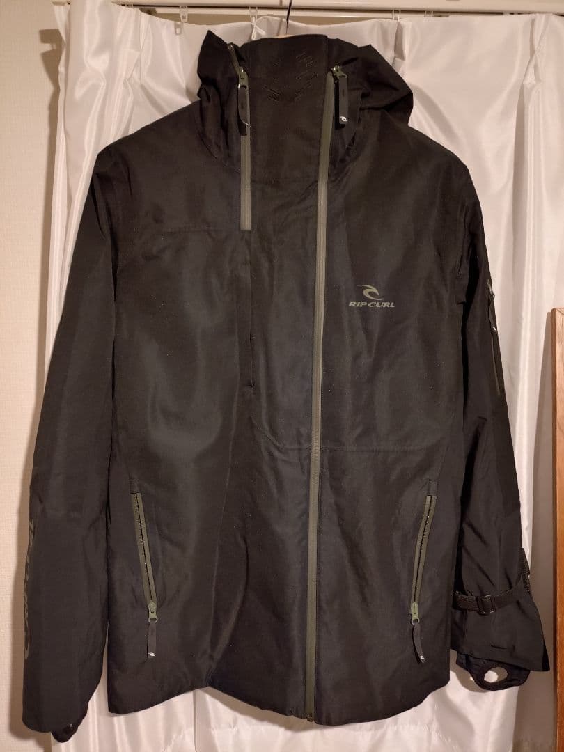 RIP CURL 防水スノーボードジャケット ブラック