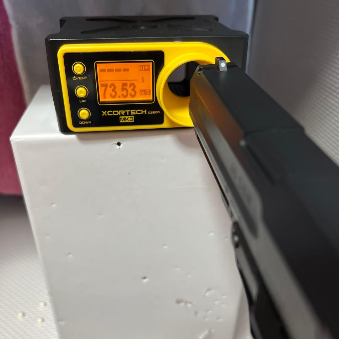 東京マルイ　電動ハンドガン　USP