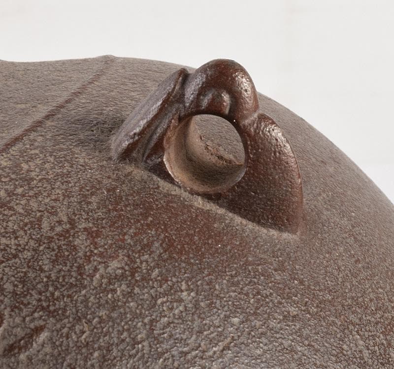 茶道具　人間国宝　釜師　高橋敬典作　桐紋　真形釜　鉄釜　共箱　M　R4925C