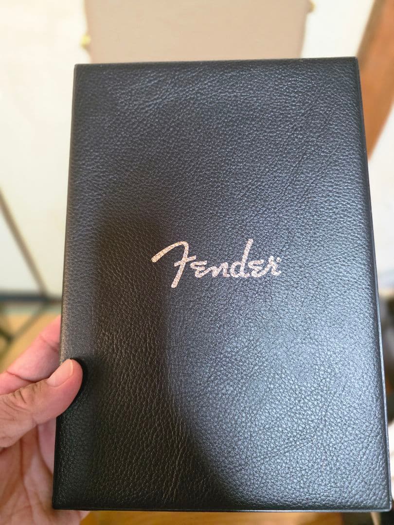 Limited Char Stratocaster® Burgundy