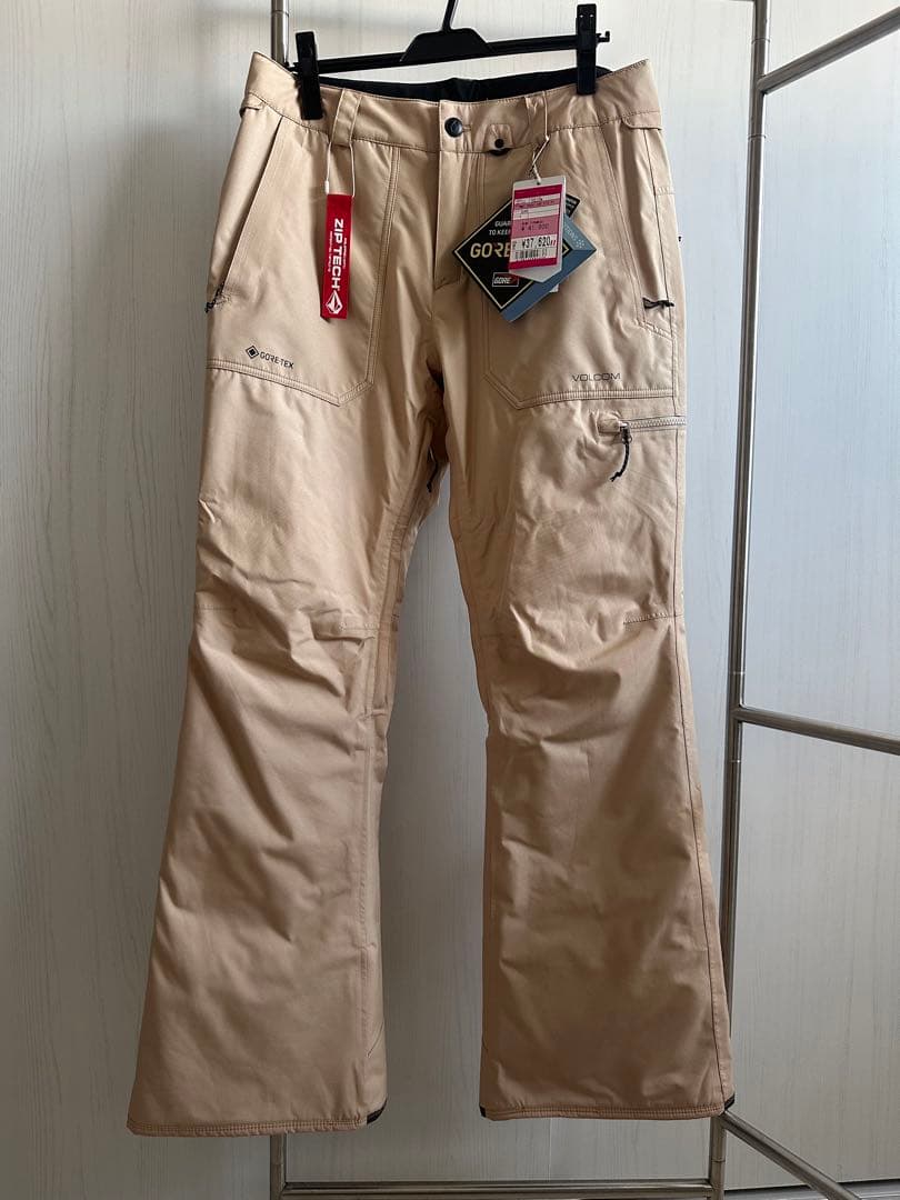 VOLCOM GORE-TEX スノーボードパンツ 22-23モデル