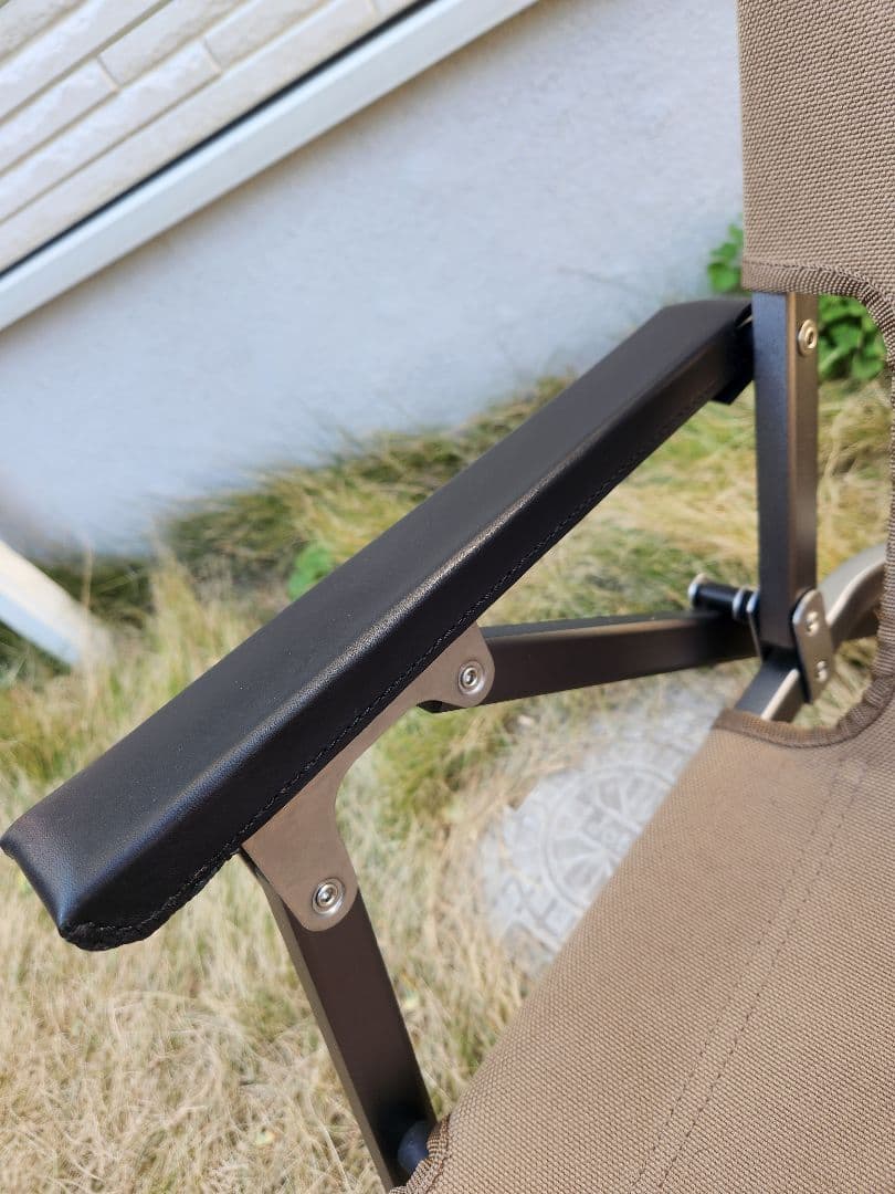 レードチェア専用本革アームレストカバー(黒)２脚分