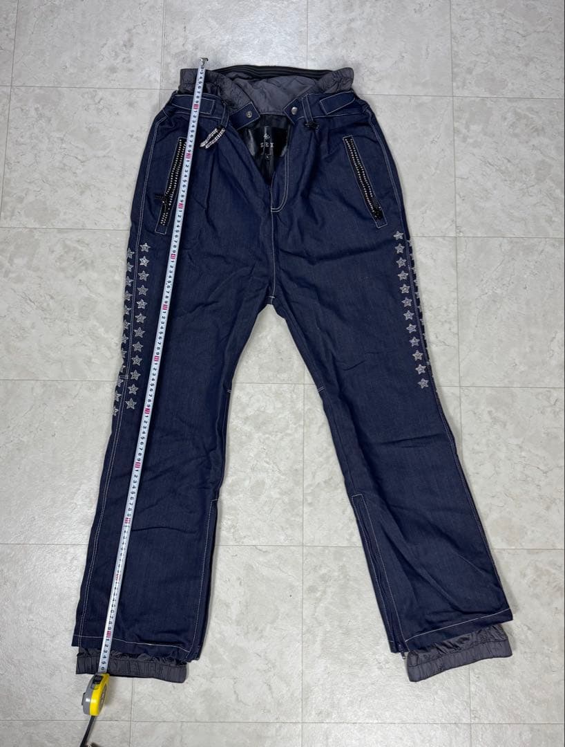 【ZEXスワロフスキー】⭐️激レア　上衣Ｍ・下L スノーボードウェアセット スカル