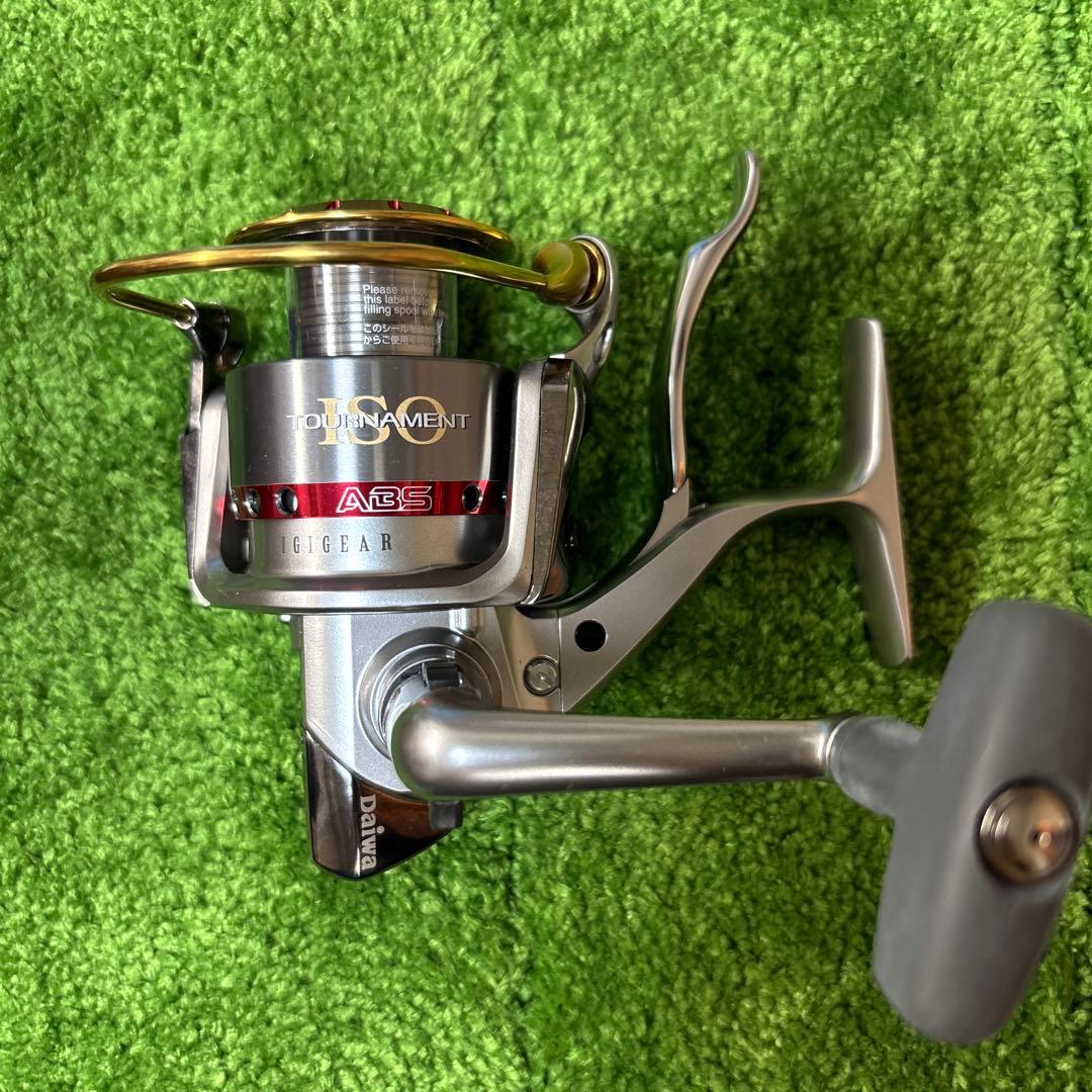 ダイワ ISO Tournament AGS Z3000LB フィッシングリール