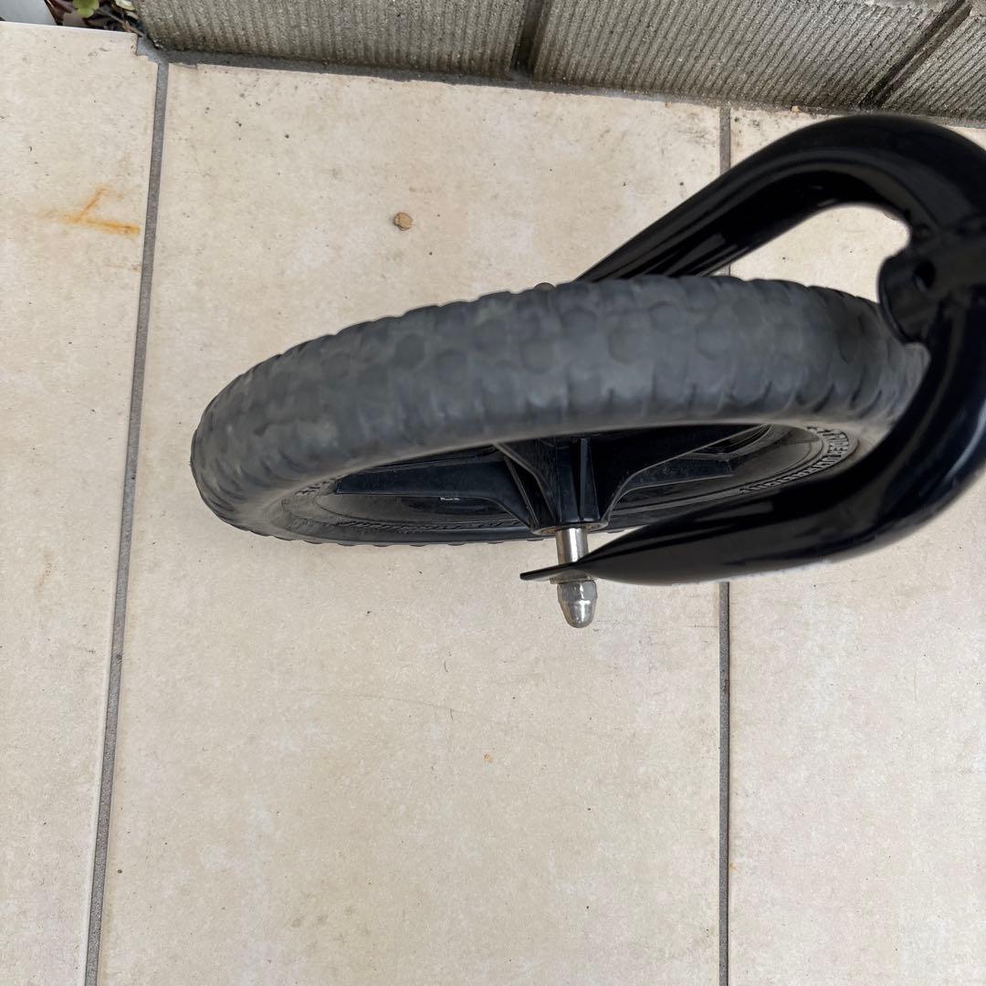 【人気のブラック】STRIDER ストライダー　12インチ 　スポーツモデル