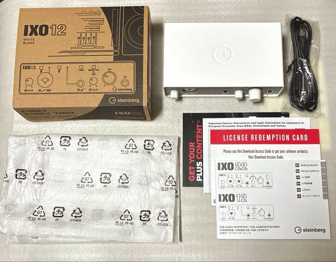 Steinberg IXO12 オーディオインターフェース/DLコード未使用