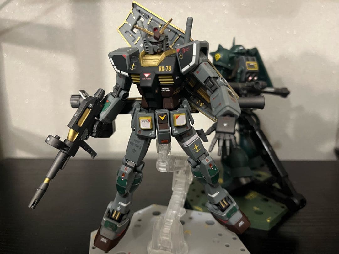 RX-78 & MS-06 ガンプラセット