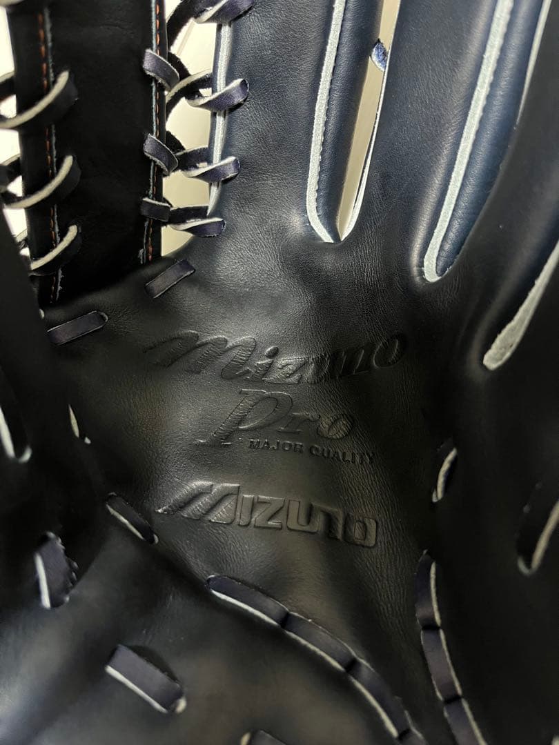 ミズノ直営店限定　ミズノプロ硬式グラブ　復刻版イチローモデル