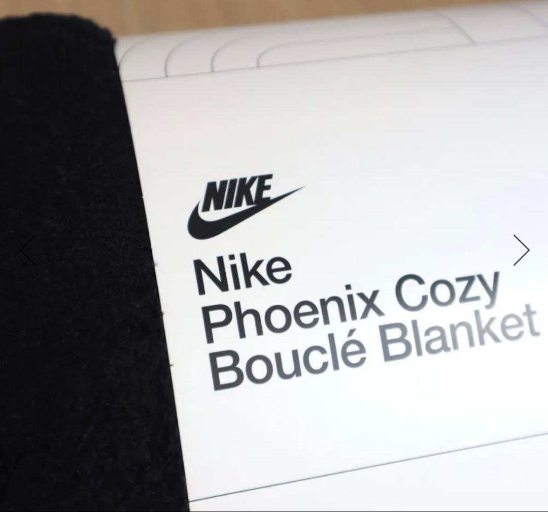防寒アイテム 大判ブランケット　オーバーサイズ　 ブラック ナイキ