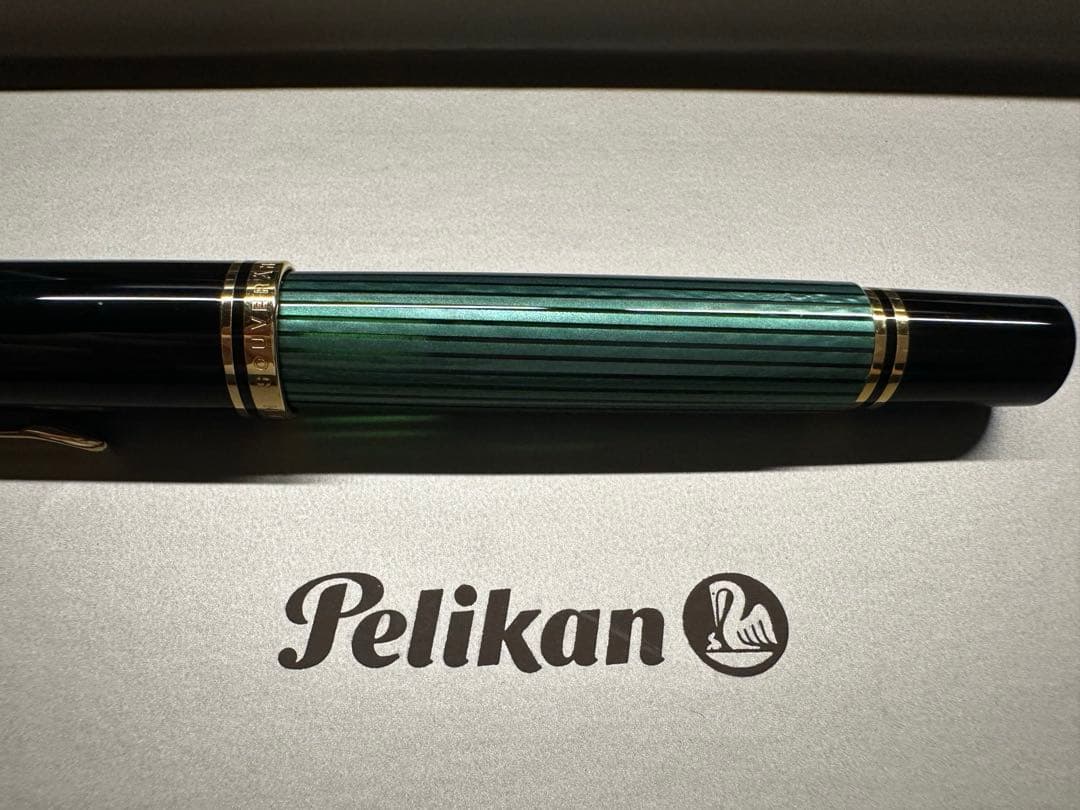 ペリカン万年筆 スーべレーン M600 緑縞 化粧箱入り ボトルインク付き