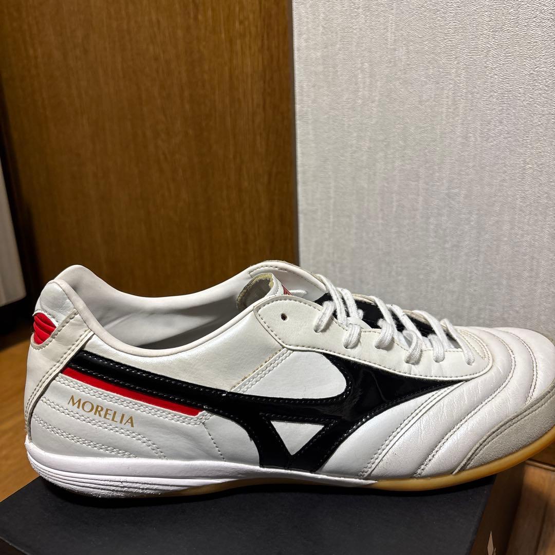 ミズノ　モレリアサラエリート27.5cm