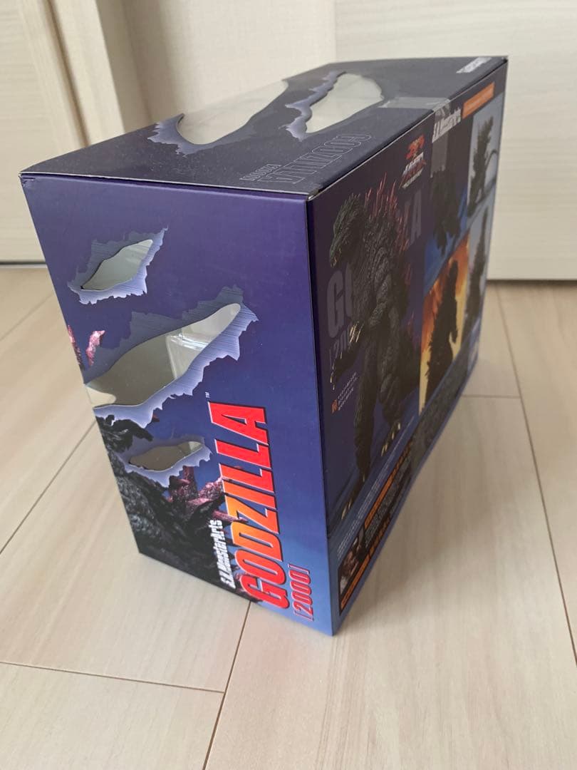 ゴジラ 2000 s.h.monsterarts フィギュア　ゴジラ×メガギラス