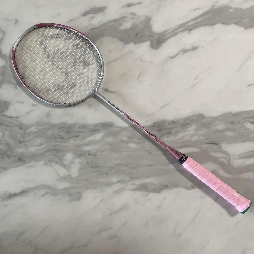 NANOFLARE 600 バドミントンラケット ピンク