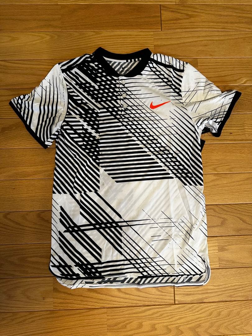 【未使用】2017年全豪優勝　フェデラー　ナイキシャツ　US : S