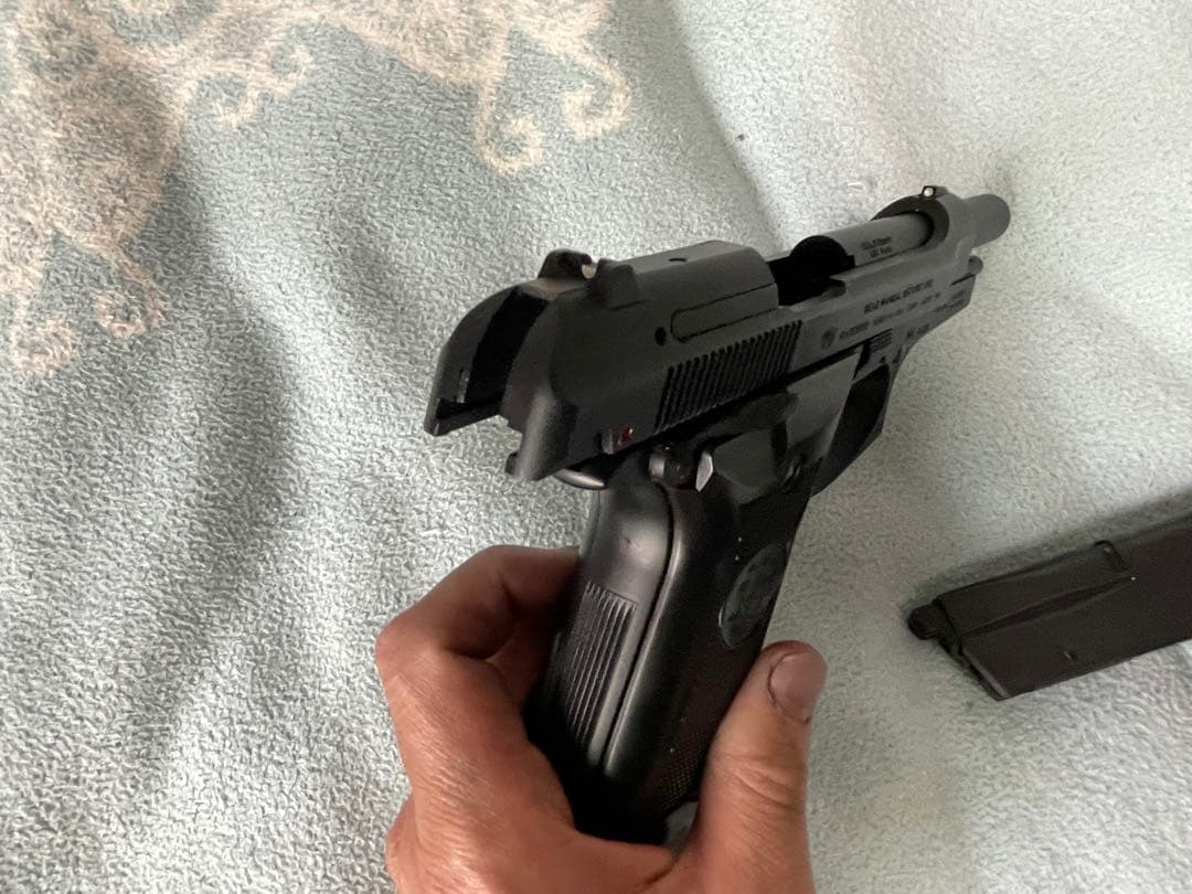 ウエスタンアームズ ベレッタM84F