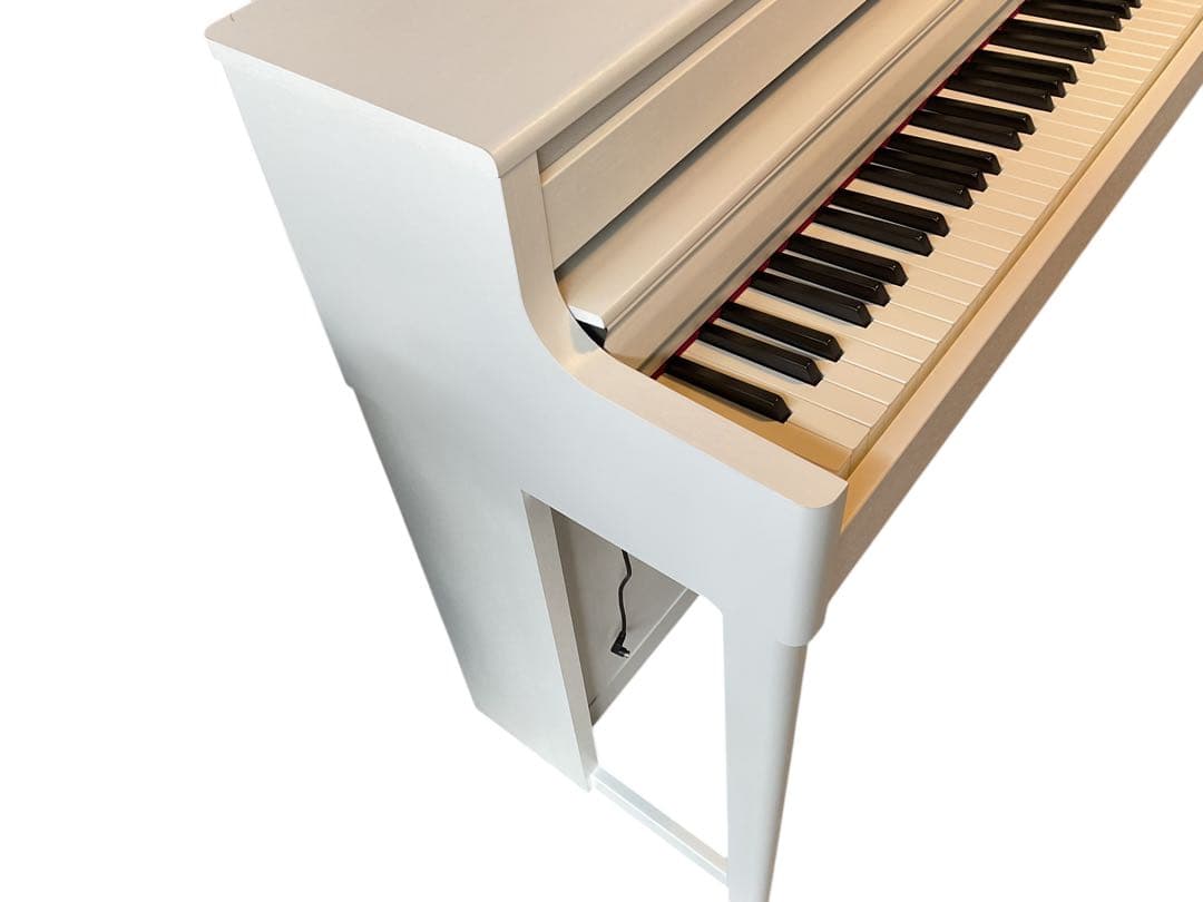 2025年製Roland 電子ピアノ　HP704-WH ホワイト　本体のみ