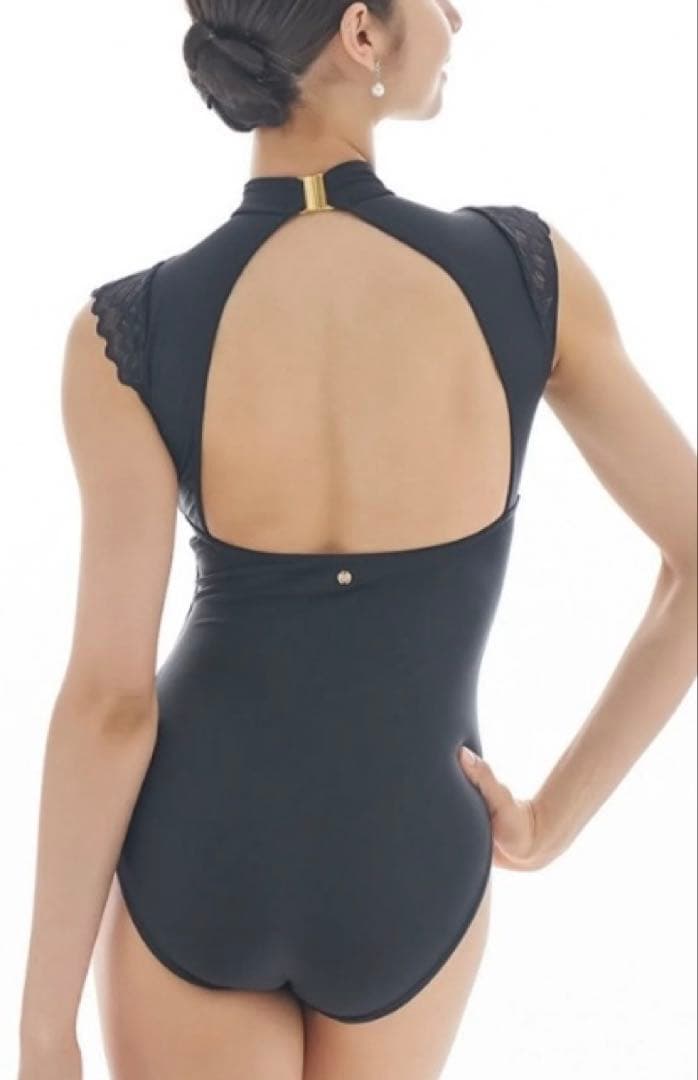 ［新品］sonata 黒 レース袖 ハイネック レオタードMサイズ