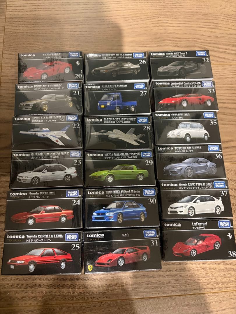 【新品】TOMICAプレミアムシリーズのミニカーセットおまけ付　40品セット売り