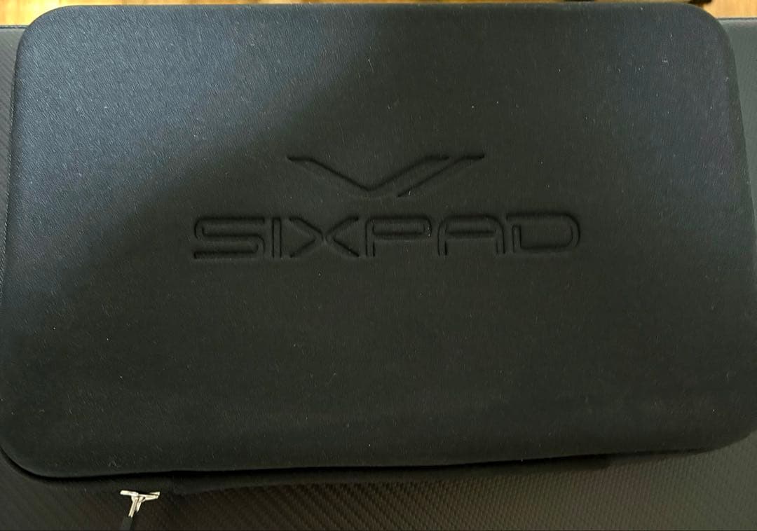 SIXPAD パワースーツ　コアベルト（Sサイズ）　コントローラー付き