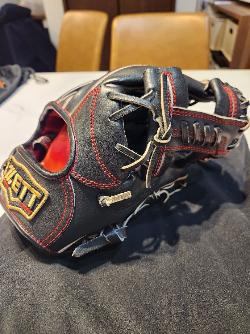 ZETTプロステイタス 硬式グローブ 黒/赤 袋あり