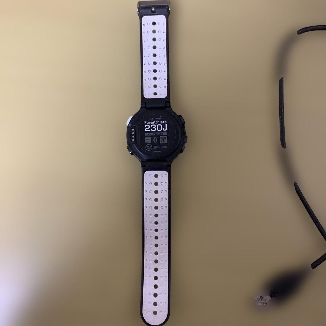 Garmin Forerunner 230J GPSスマートウォッチ　充電器付き