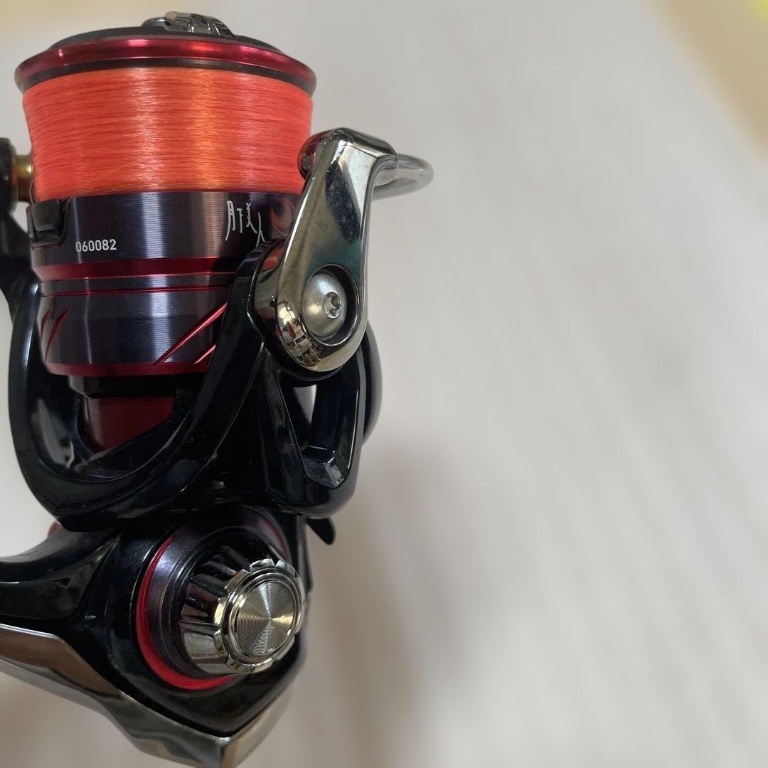 ★*★様 DAIWA 18月下美人　MX LT2000S スピニングリール