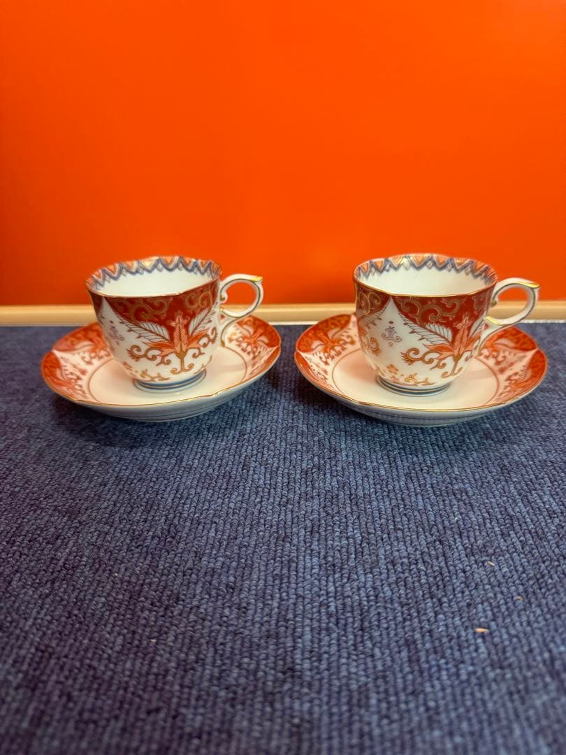1603 有田焼 賞美堂 其泉窯 赤濃金彩唐草コーヒー碗皿2客セット 未使用品