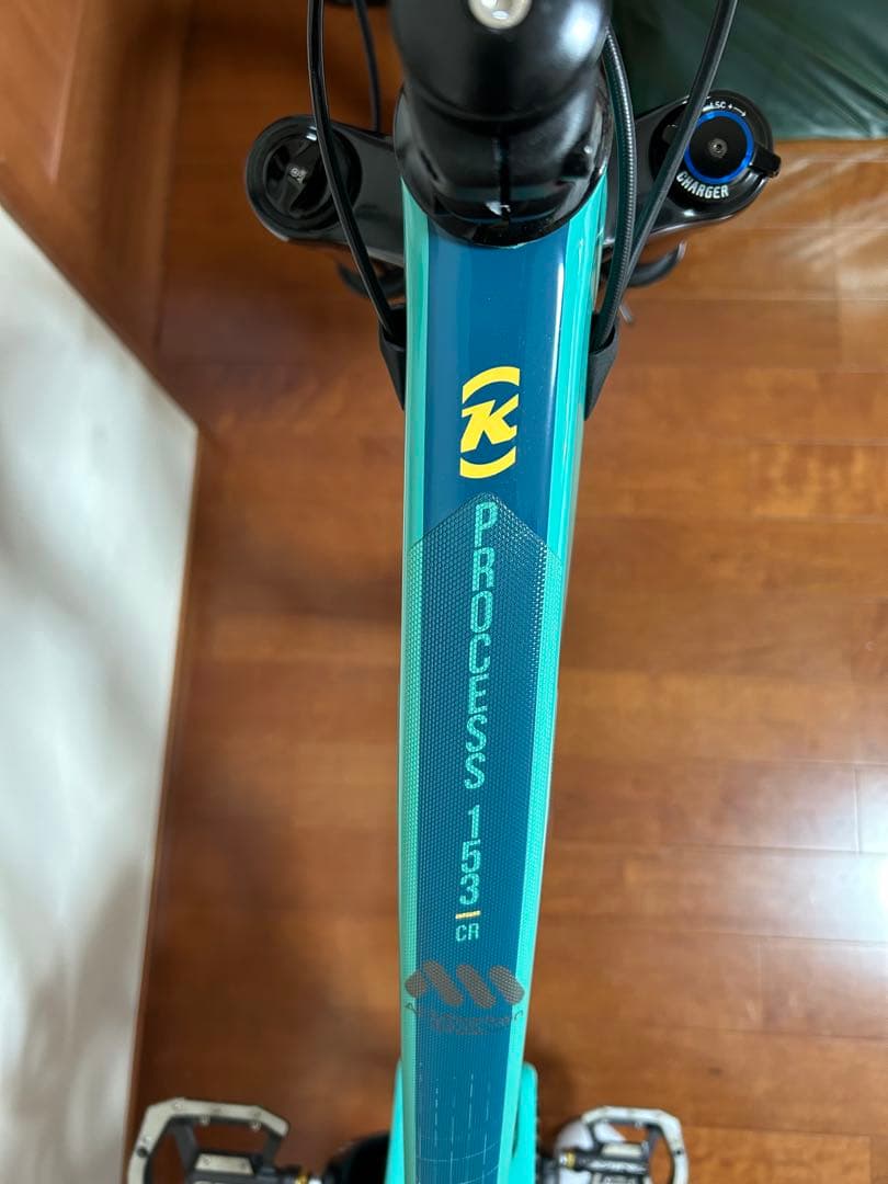 極上美品　カーボン　kona ダウンヒル　PROCESS 153 CR 29