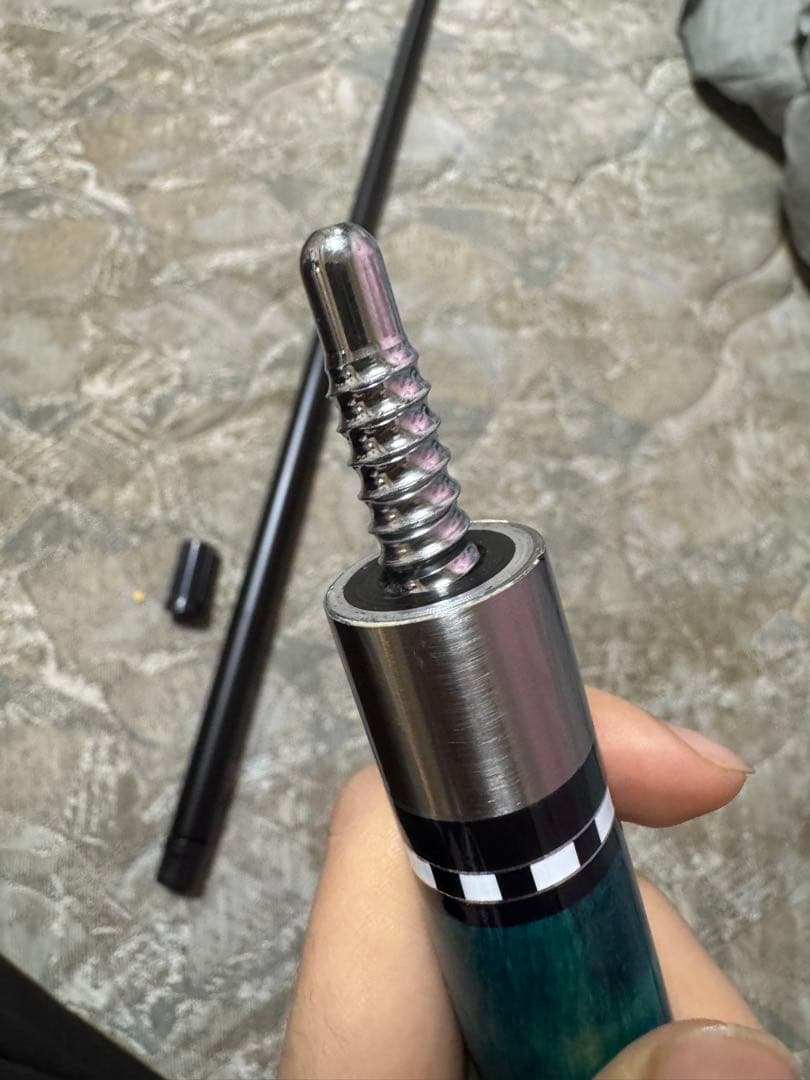 ビリヤードキュー 青と白のグラデーション