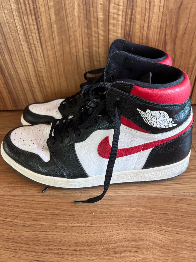 NIKE エアジョーダン1 ジムレッド