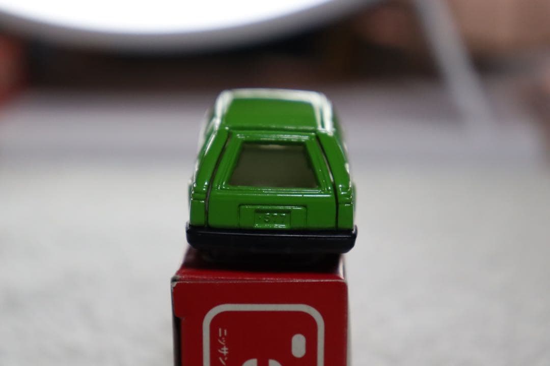 トミカ　大和デパート　日本製　ブルーバード　ワゴン　日産　赤箱　NO.34