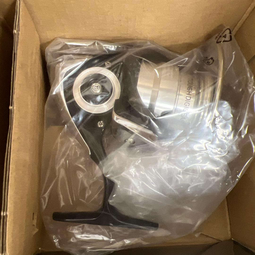 261213 ダイワスピニングリール 19 レグザ LT2500S-XH