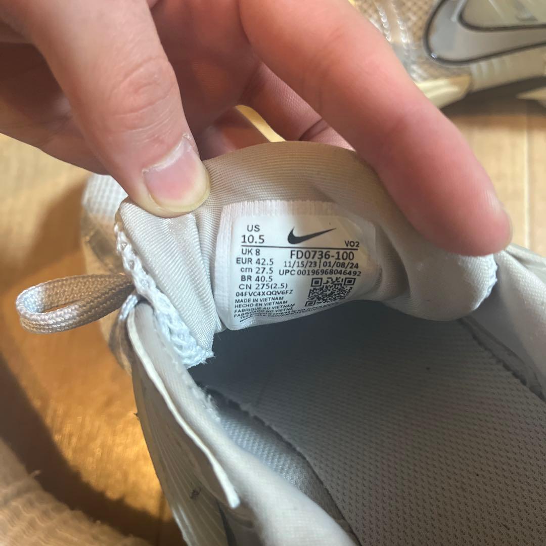 シューズ(男性用) NIKE v2k run