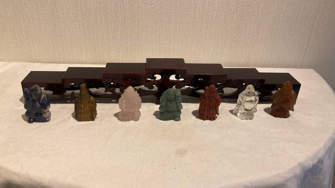 天然石　七福神　台座付き　置物