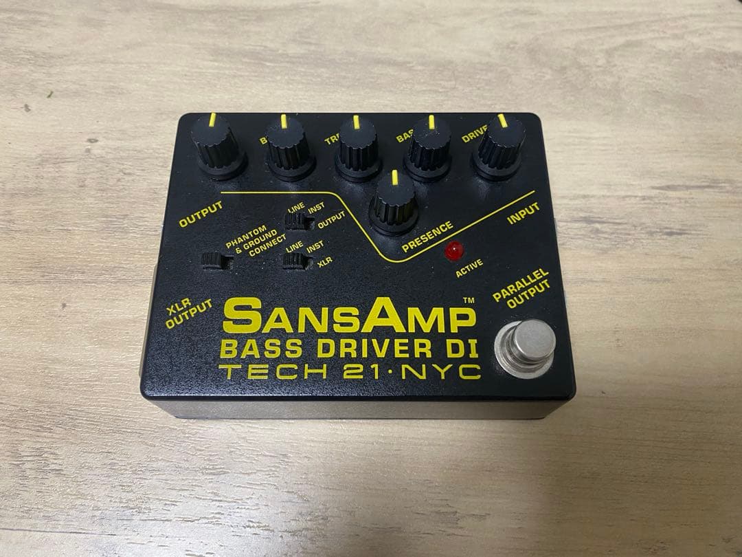 ベース TECH21 SansAmp BASS D DI