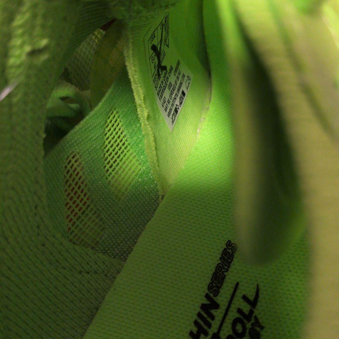 未使用25.0cm　サッカニー　エンドルフィンエリート マラソン ランニング