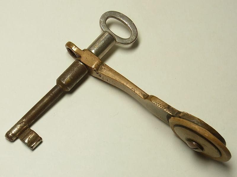 [o1466]ドイツ シュタイゲンベルガー フランクフルターホフ ホテル キー