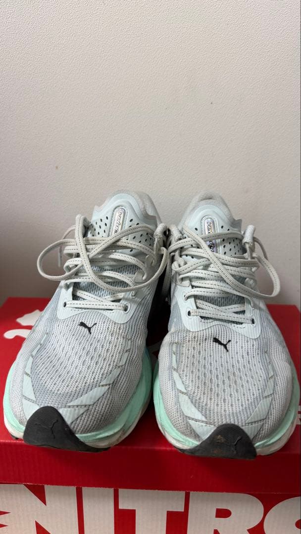 プーマ（PUMA）ランニングシューズ ヴェロシティ ニトロ 4