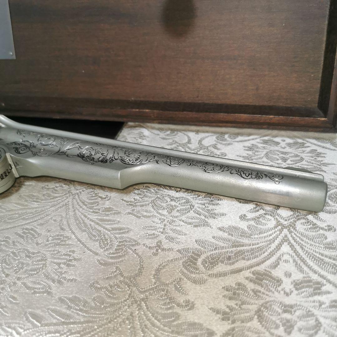 フランクリンミントのワイアット・アープ .44 リボルバー　モデル　ガン