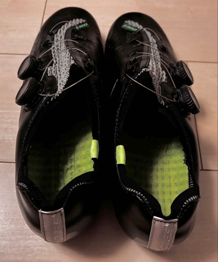 Q36.5 ユニークロード　ブラック　EU42サイズ 26.5〜27.0cm