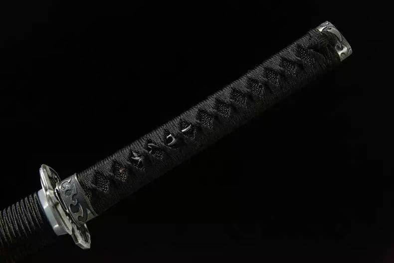 【天筰軍刀】古兵器 武具 刀装具 日本刀　模造刀 居合刀 武士道 鑑賞用 美術刀