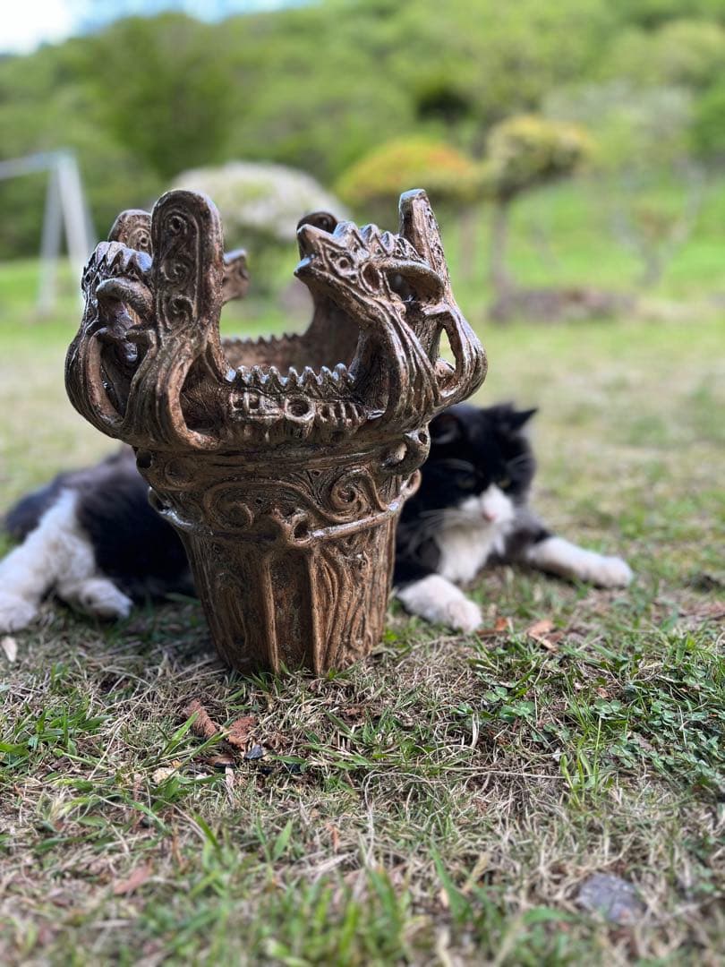 火焔型土器　模造品　レプリカ