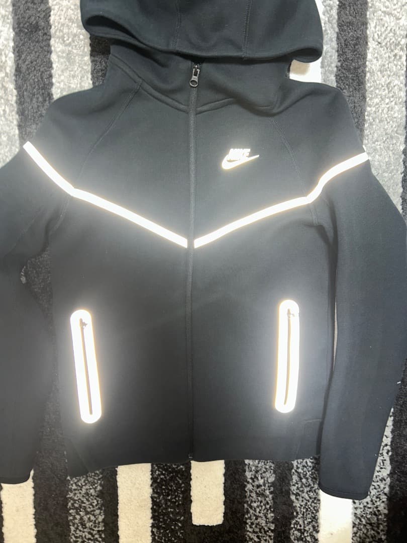 ナイキテックフリースリフレクティブキッズ160